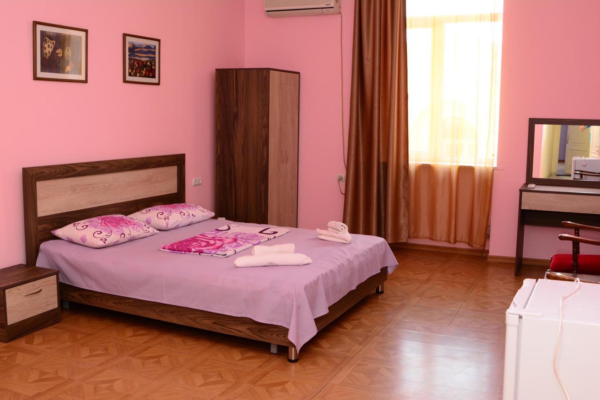 Villa Rosa Γιερεβάν Εξωτερικό φωτογραφία